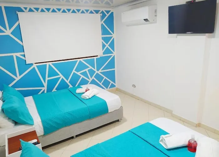 Apartamento Marbella - En Edificio Frente A La Playa Cerca Al Centro Historico
